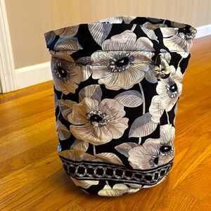 Vera Bradley Ditty Bag- Camellia Pattern